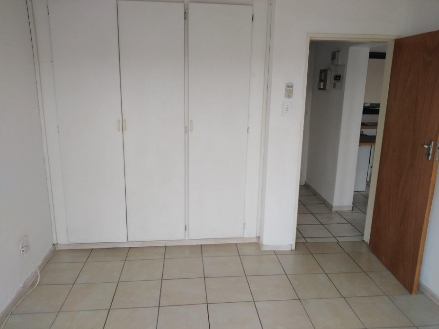 1 Bedroom Property for Sale in Kannoniers Park North West